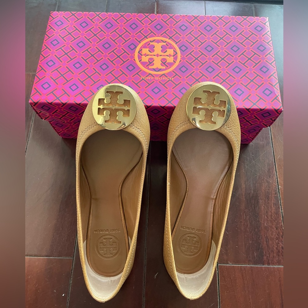 Tory Burch Reva leather Ballet Flat shoes sz 6 tan